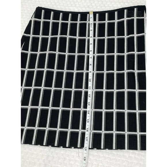 Ann Taylor Outlet NWT Pencil Skirt Size 4 Black White stripe above knee EUC - Picture 3 of 5
